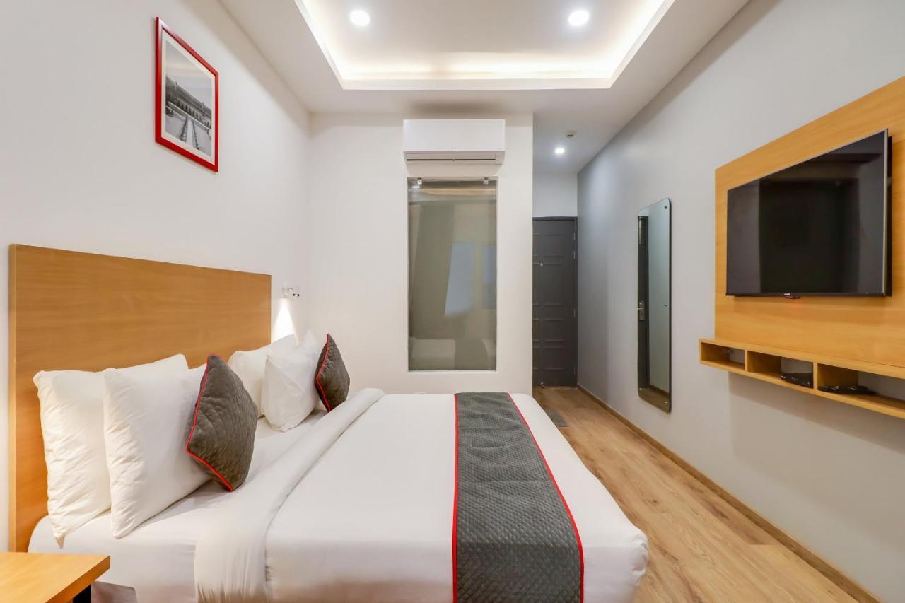 Super Townhouse Jashn Hotel Chinhat Buitenkant foto
